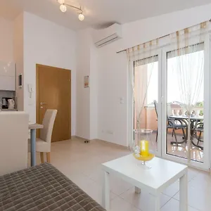 Janja Apartman